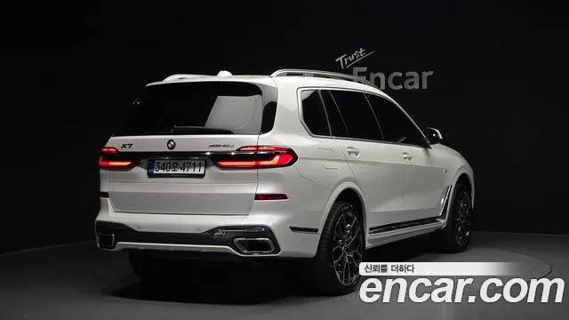 BMW X7 — Фото автомобиля 2