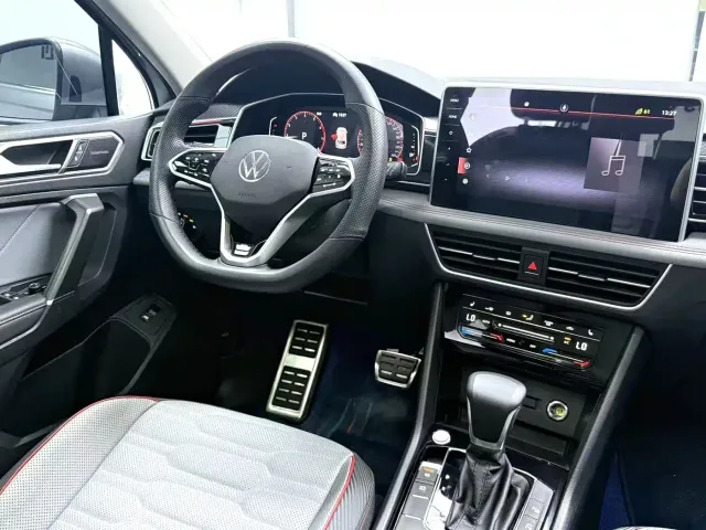 Volkswagen Tiguan L — Фото автомобиля 4