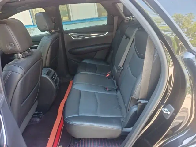 Cadillac XT5 — Фото автомобиля 12