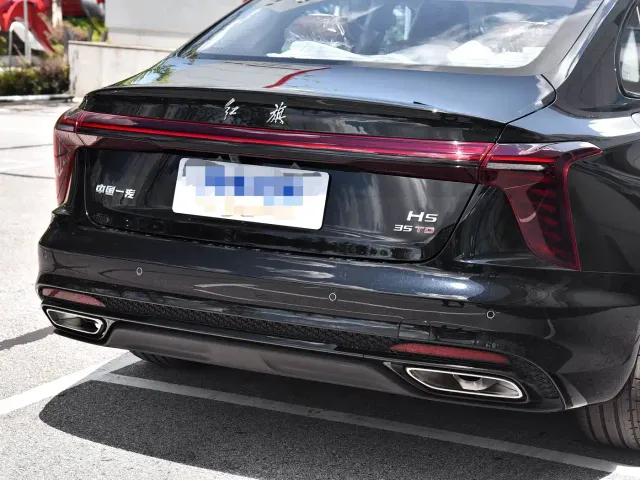 Hongqi H5 — Фото автомобиля 28