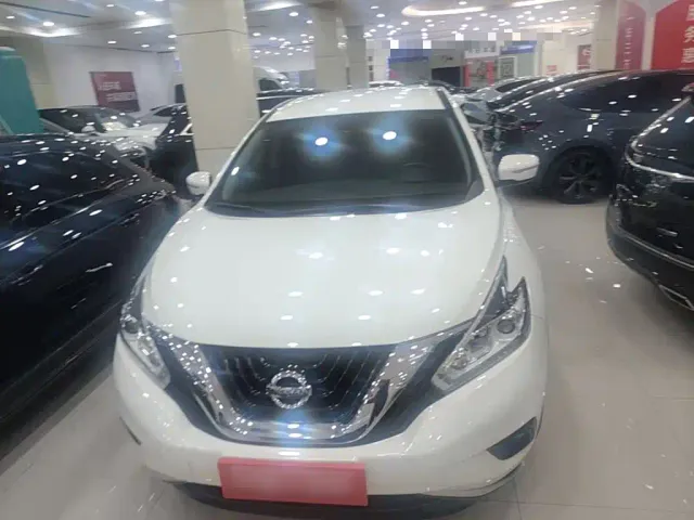 Nissan Murano — Фото автомобиля 2