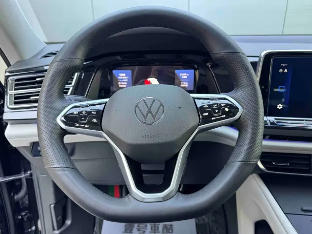 Volkswagen Teramont — Фото автомобиля 6