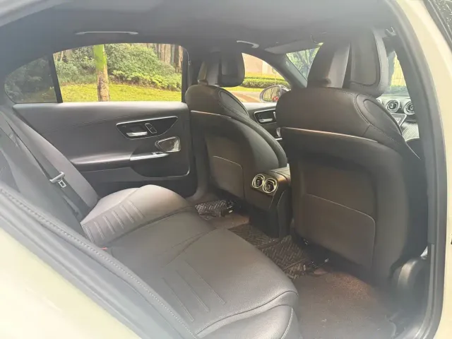Mercedes-Benz C-Class — Фото автомобиля 6