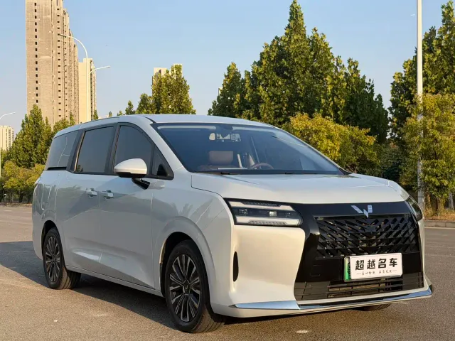 Wuling Starlight 730 — Фото автомобиля 3