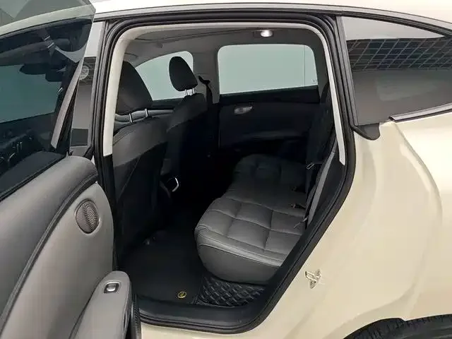 IM Motors IM LS6 2025 Long Range Gecko Smart Comfort Edition — Фото автомобиля 17