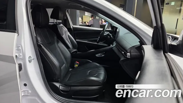 Hyundai Avante CN7 — Фото автомобиля 17