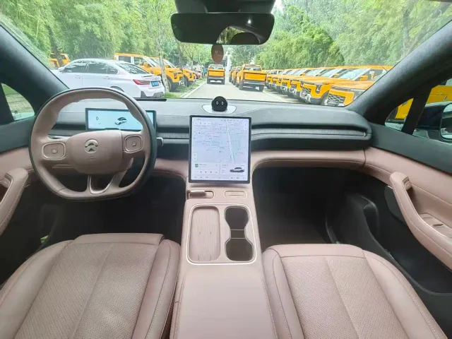 Nio EC6 — Фото автомобиля 10