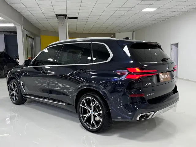 BMW X5 — Фото автомобиля 7