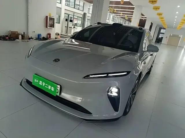 Фотография автомобиля — Nio ET5 Touring