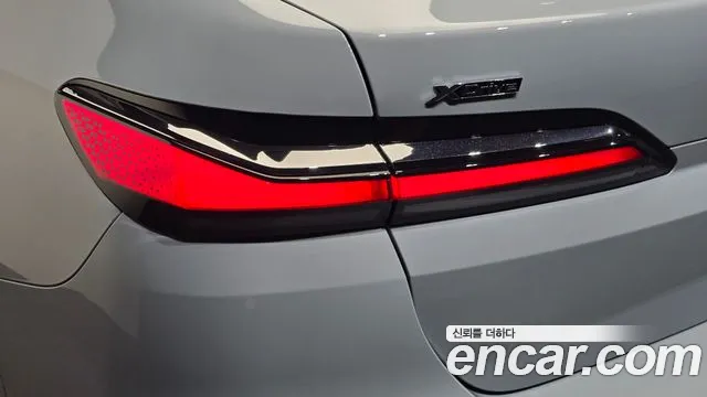 BMW 7-Series 7 серия (G70) 740i xDrive M Sport — Фото автомобиля 19