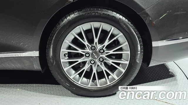 Genesis G80 RG3 — Фото автомобиля 6