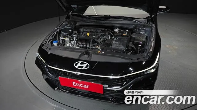 Hyundai Avante CN7 — Фото автомобиля 6