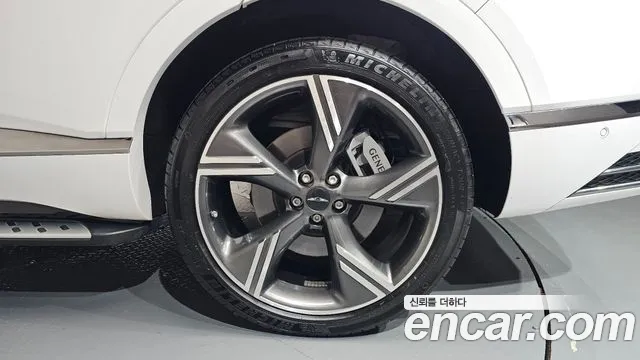 Genesis GV80 — Фото автомобиля 20