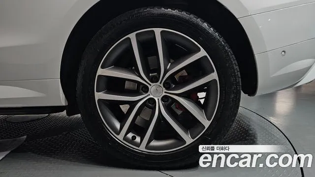 Land Rover Range Rover Sport — Фото автомобиля 17