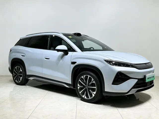 BYD Song Ultra — Фото автомобиля 3