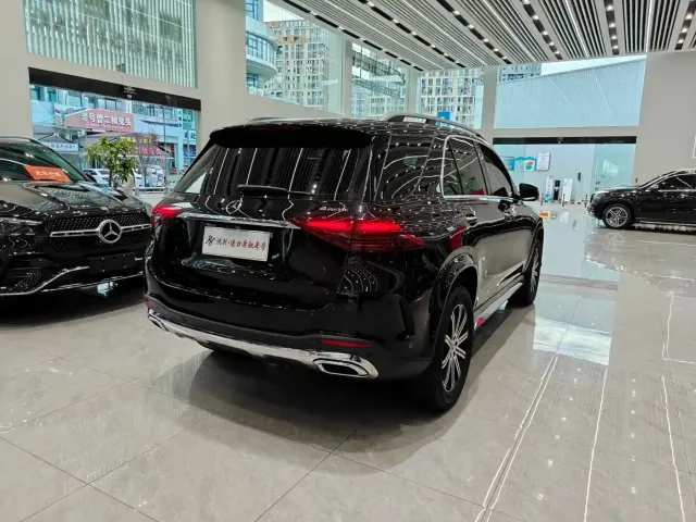 Mercedes-Benz GLE-Class — Фото автомобиля 25