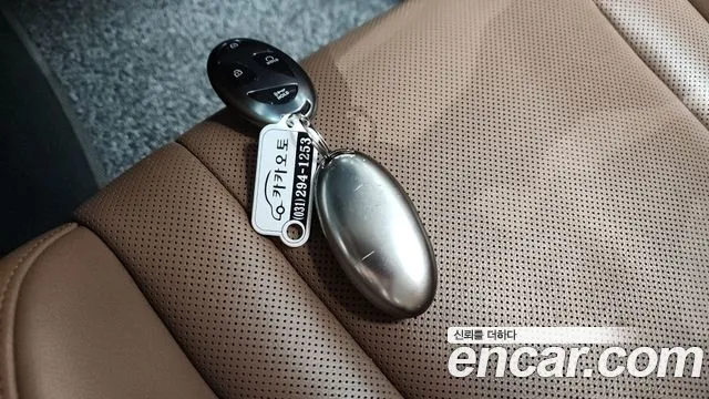 Hyundai Grandeur Grandeur (GN7) — Фото автомобиля 15