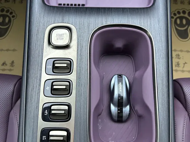Xiaomi SU7 — Фото автомобиля 13