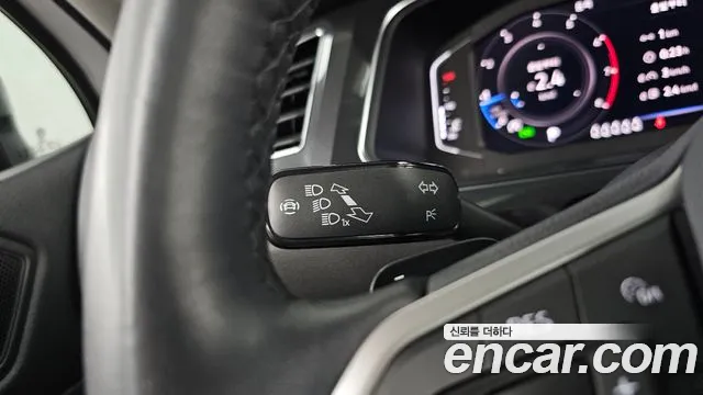 Volkswagen Tiguan — Фото автомобиля 25