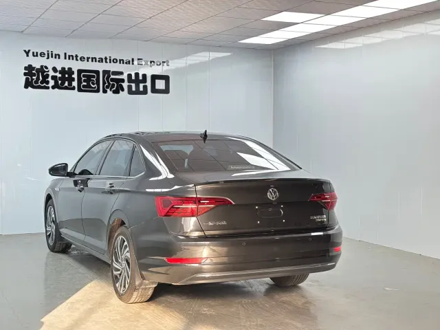 Volkswagen Sagitar — Фото автомобиля 8