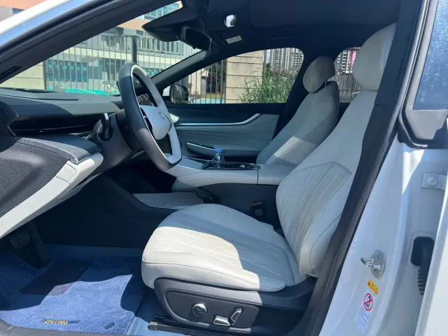 Changan Qiyuan A07 — Фото автомобиля 6