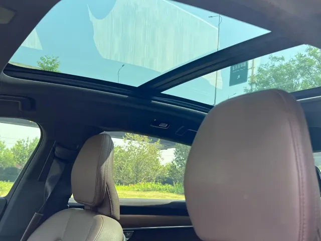 Volvo S90 — Фото автомобиля 8