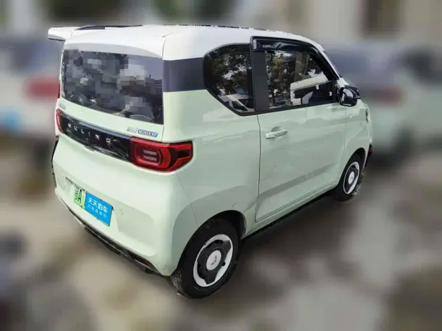 Wuling Motors Hongguang MINIEV 2021 Macaron Premium Edition LFP — Фото автомобиля 2