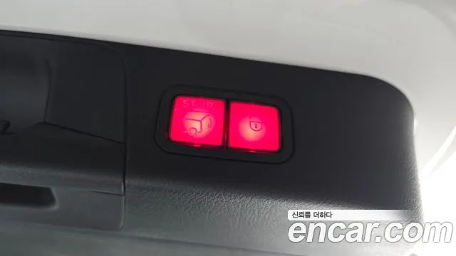 Mercedes-Benz EQB — Фото автомобиля 16