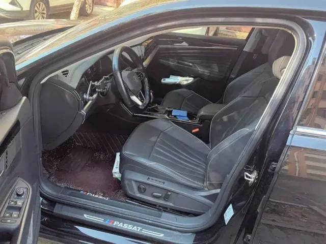 Volkswagen Passat — Фото автомобиля 9
