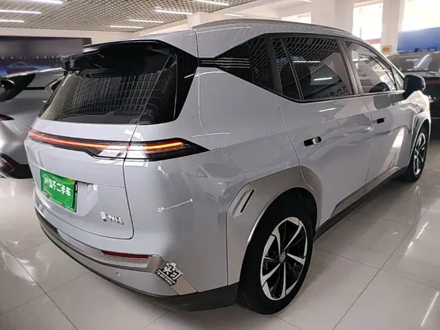 GAC Aion Y — Фото автомобиля 6