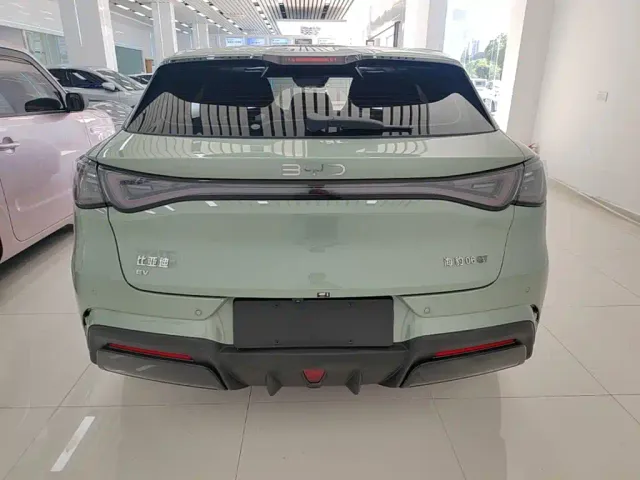 BYD Seal 06 GT — Фото автомобиля 5