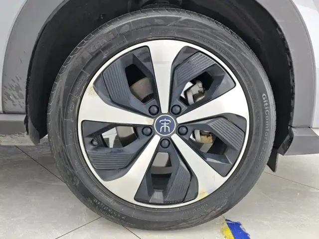 BYD Song PLUS — Фото автомобиля 6