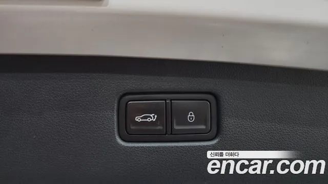 Genesis GV70 2.5T Бензин AWD — Фото автомобиля 15