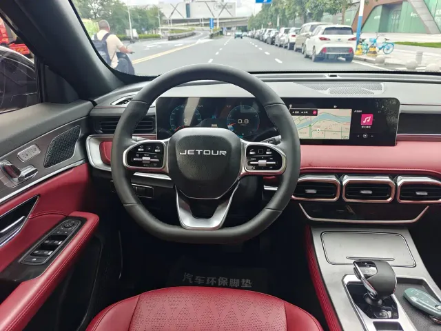 Jetour X70 Plus — Фото автомобиля 12