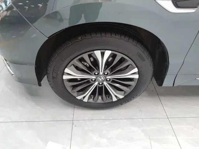 Honda Honda UR-V 2020 370TURBO 2WD Premium Elegance Edition — Фото автомобиля 22