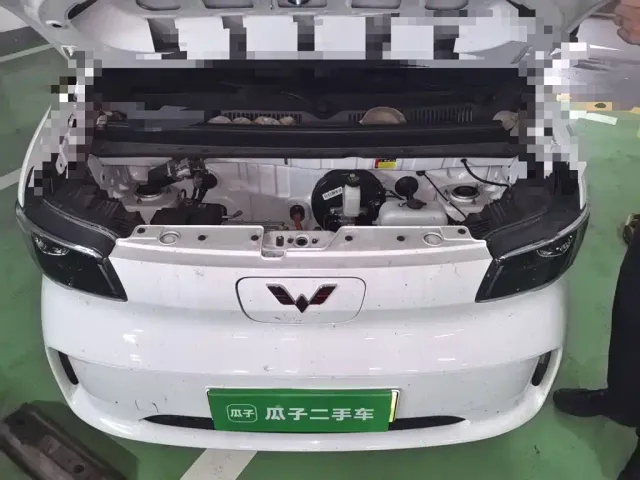 Wuling Zhiguang NEV — Фото автомобиля 10