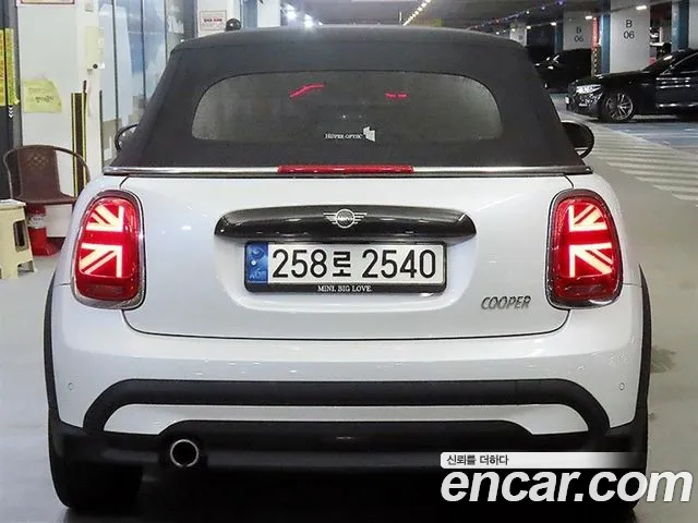 MINI Cooper Convertible — Фото автомобиля 5