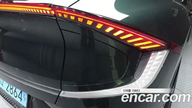 Kia EV6 — Фото автомобиля 23