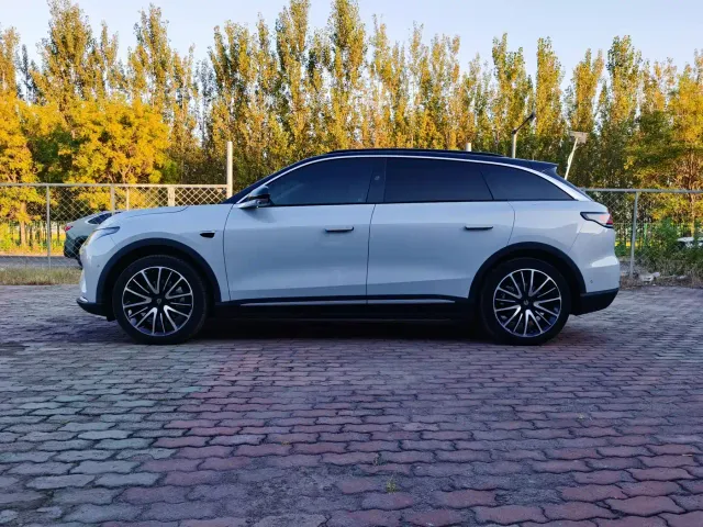 Leapmotor C11 — Фото автомобиля 6