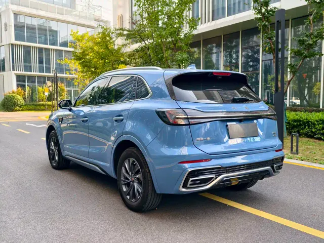 Hongqi HS5 — Фото автомобиля 6