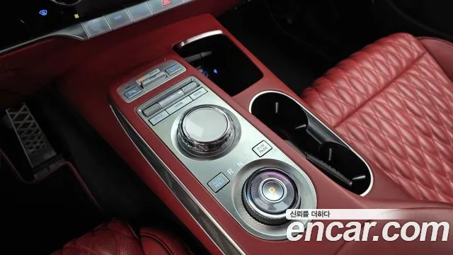Genesis GV70 2.5T Бензин AWD — Фото автомобиля 9