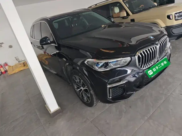 BMW X5 — Фото автомобиля 3