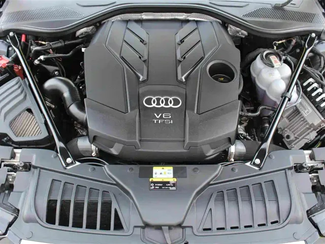 Audi A8 — Фото автомобиля 20