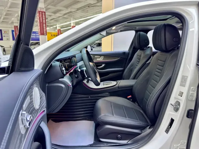 Mercedes-Benz Mercedes-Benz E-Class 2023 E 300 L Sport Luxury — Фото автомобиля 3