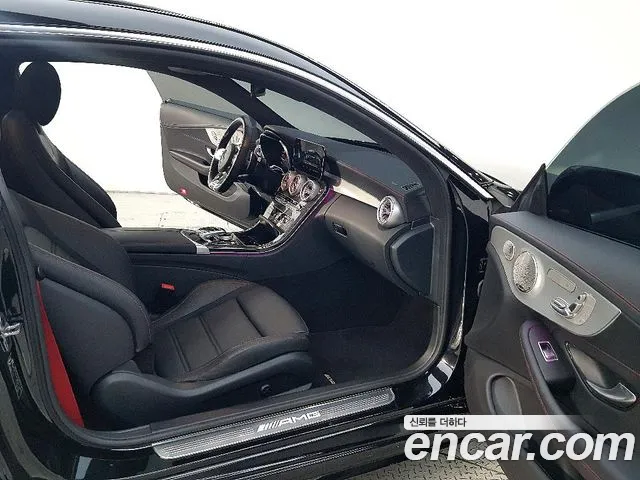 Mercedes-Benz C-Class — Фото автомобиля 10