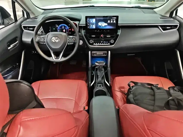 Toyota Frontlander — Фото автомобиля 9