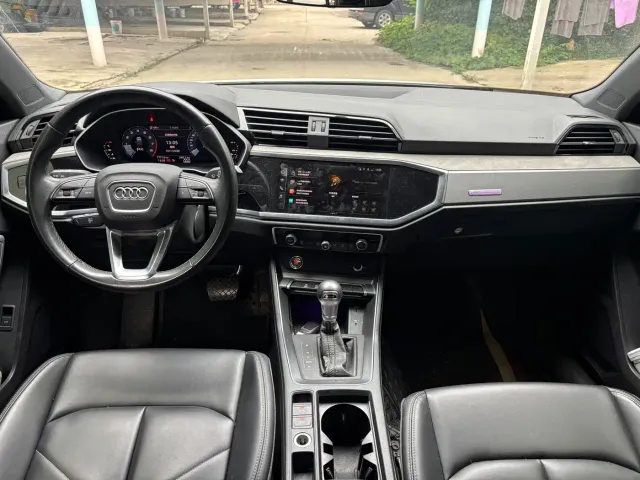 Audi Q3 — Фото автомобиля 8