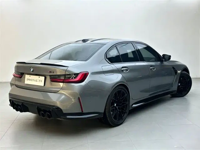 BMW M3 — Фото автомобиля 4