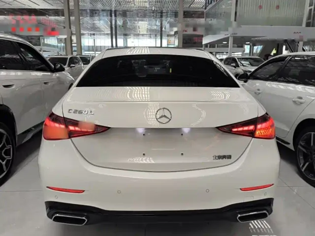 Mercedes-Benz C-Class — Фото автомобиля 5