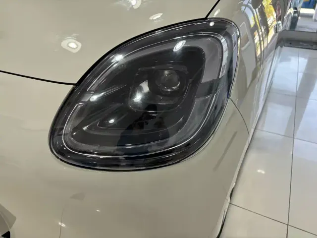 Wuling Hongguang Mini EV — Фото автомобиля 15